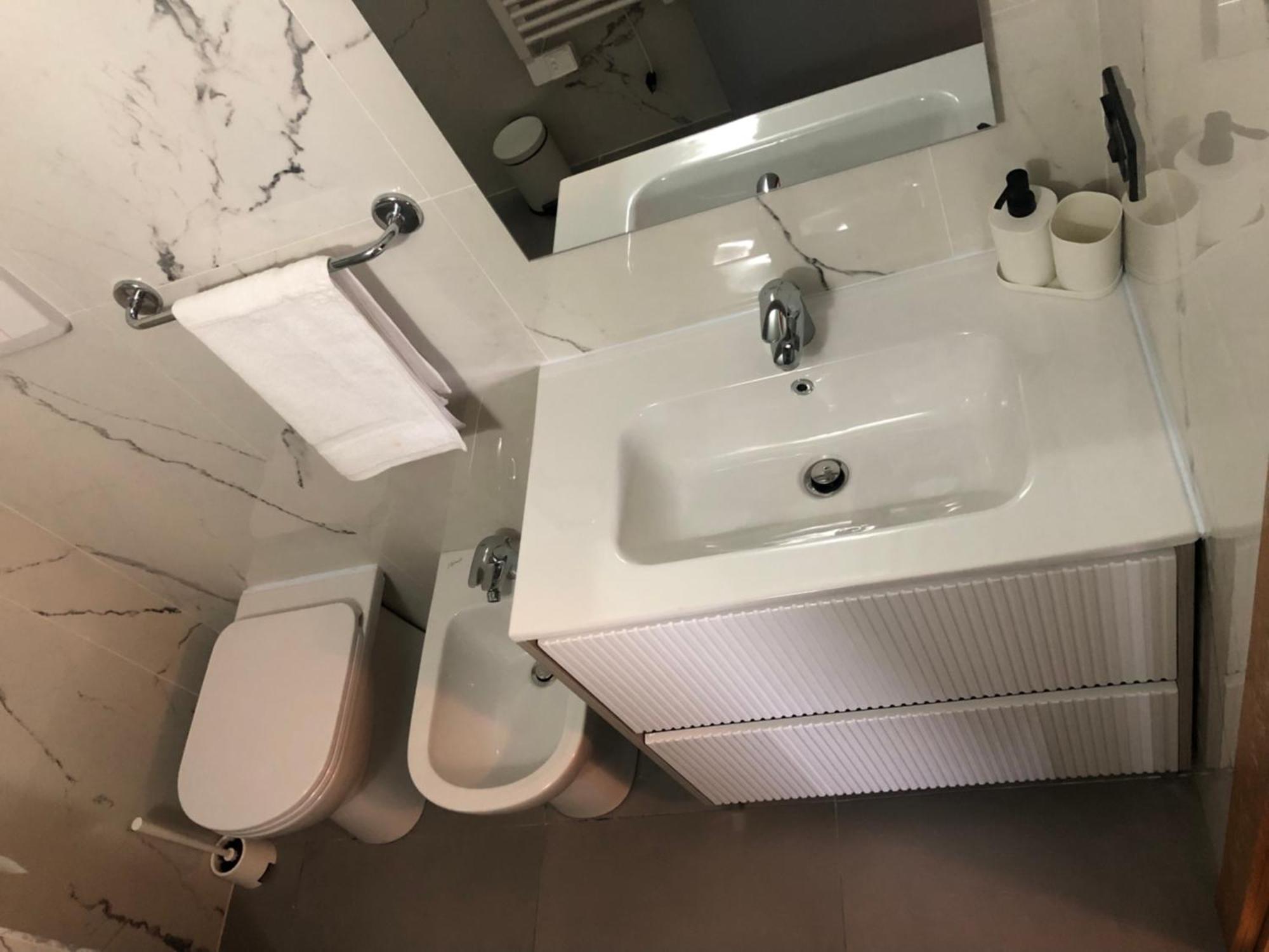 Genova Business Homes エクステリア 写真